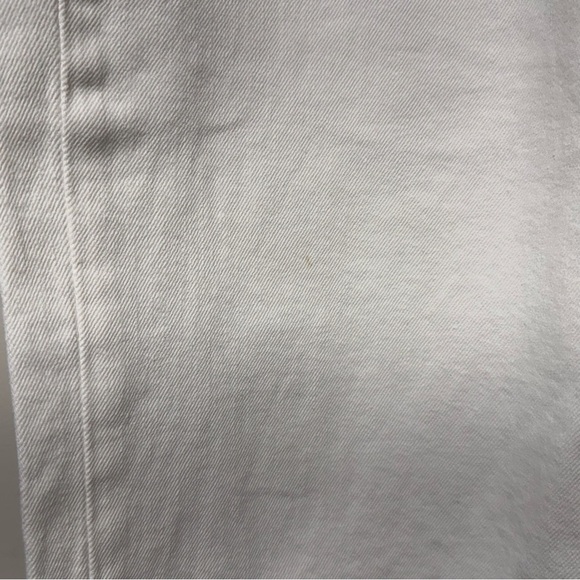 Old Navy Extra High-Waisted Cropped White Wide-Leg Cut-Off Jeans Size 14 - Picture 6 of 14